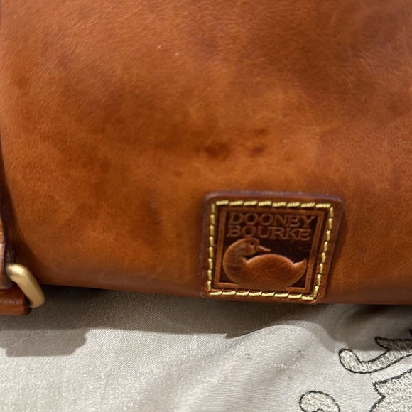 Used Dooney & Bourke Large Florentine leather satchel - Picture 3 of 16